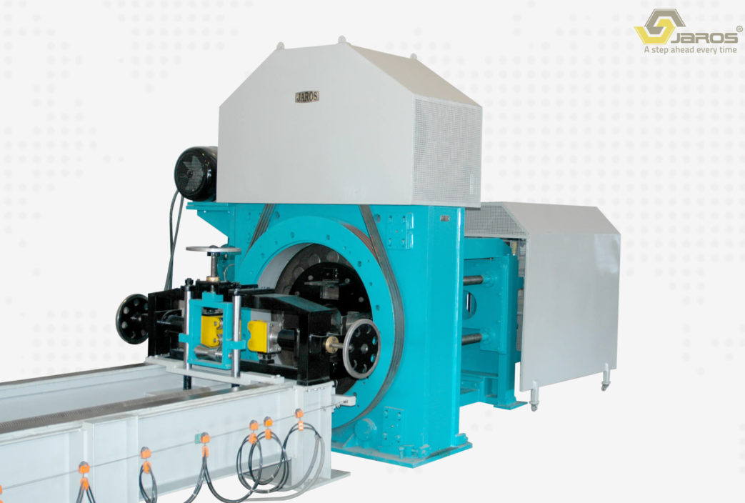 Taper Pole Swaging Machine_1